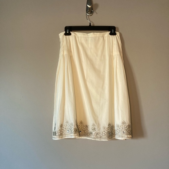 Sweet by Miss Me M
Beaded Cotton Skirt
Ivory Sparkle Sexy Elegant. - Picture 5 of 6